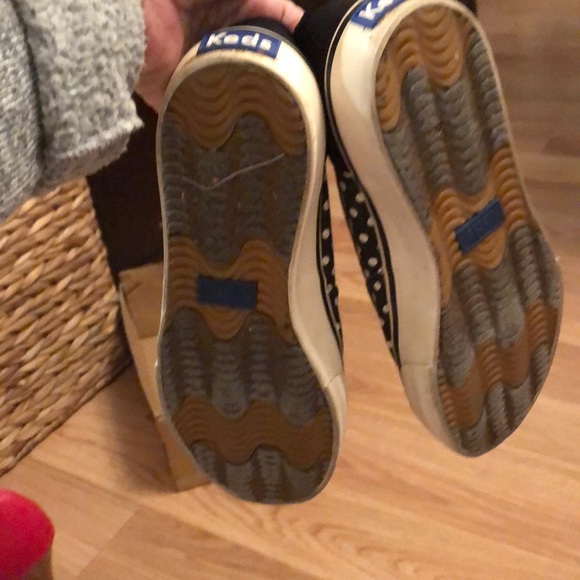 Less - Picture 5 of 5